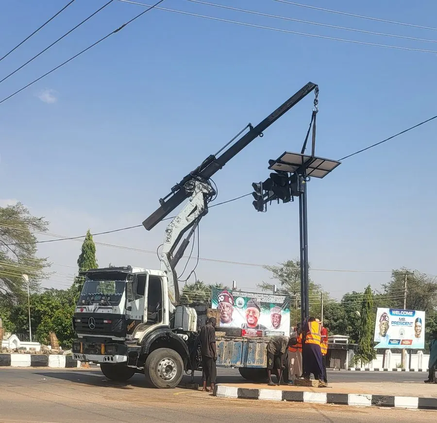 Traffic light installation Nigeria